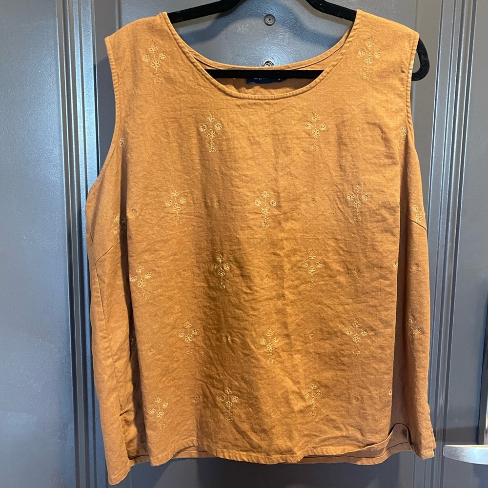 Orangey Brown Scoop Neck Tank with Floral Embroidery